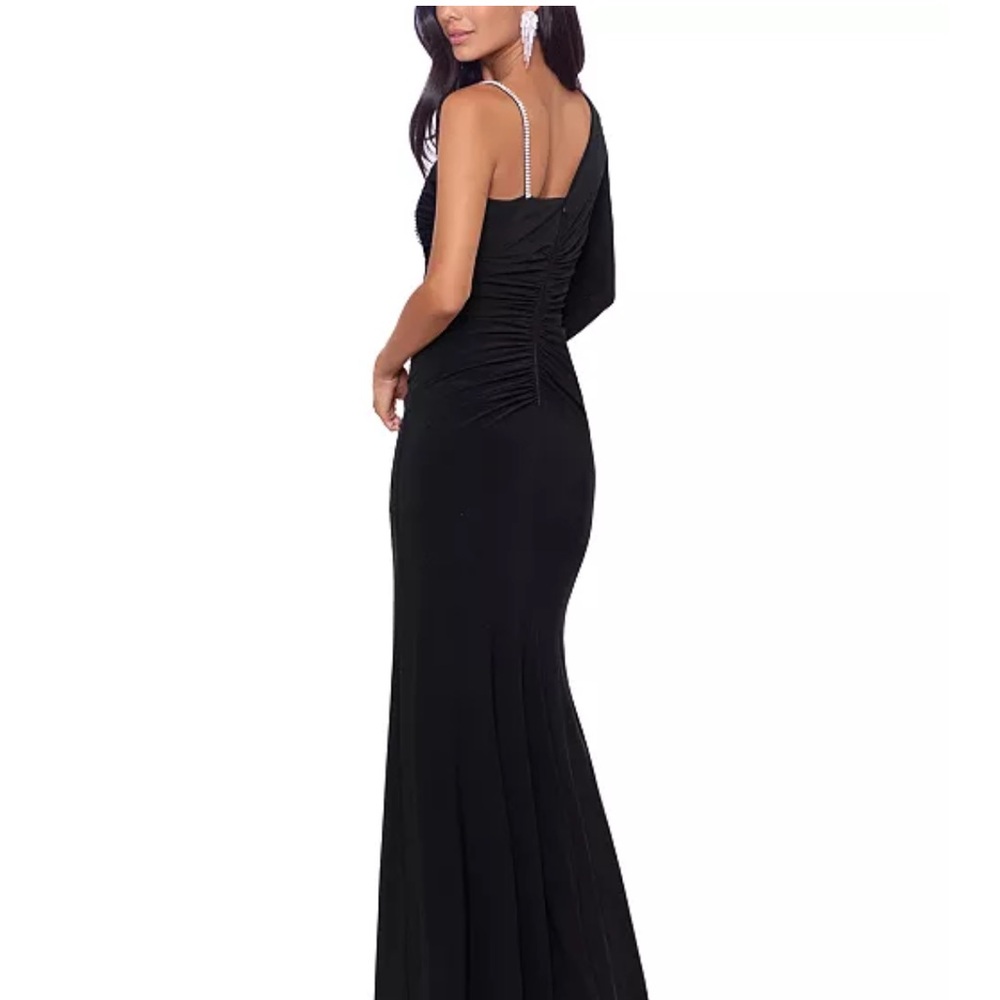 Xscape women’s evening gown